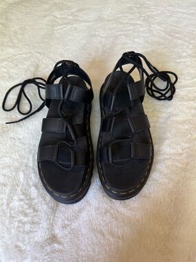 Dr. Martens Brand New Nartilla Size 6